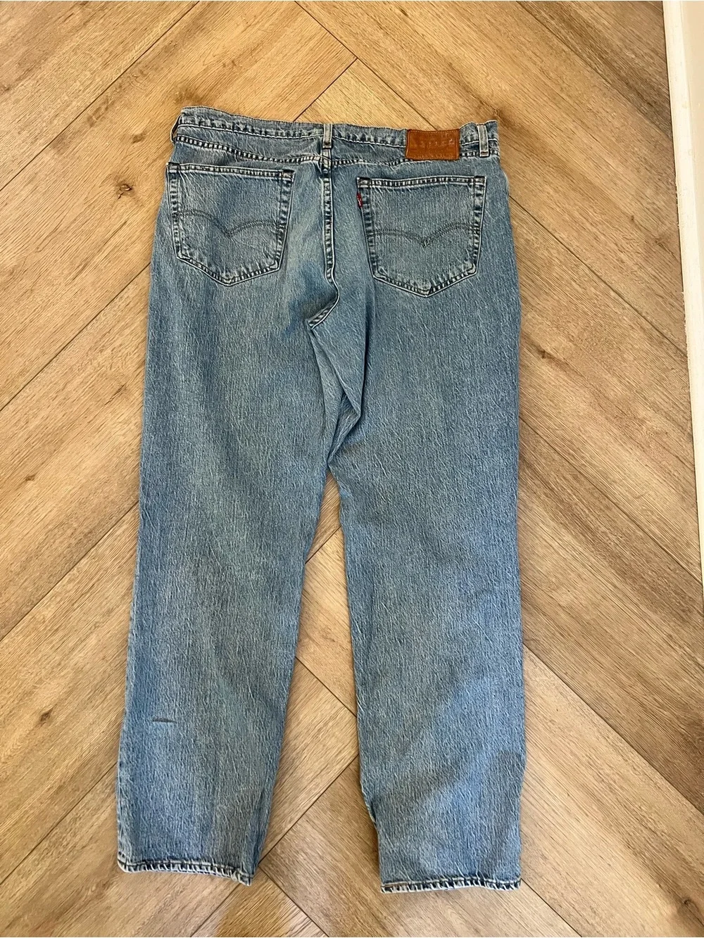 Levi's Straight Light Wash Blue Jeans